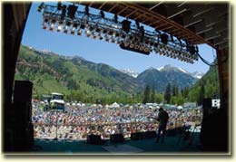 Tim O'Brien on the Town Park stage